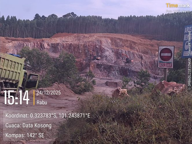 
					Puluhan Excavator Keruk Batu Cadas dan Emas di Kawasan HGU PT RAPP Kuansing!